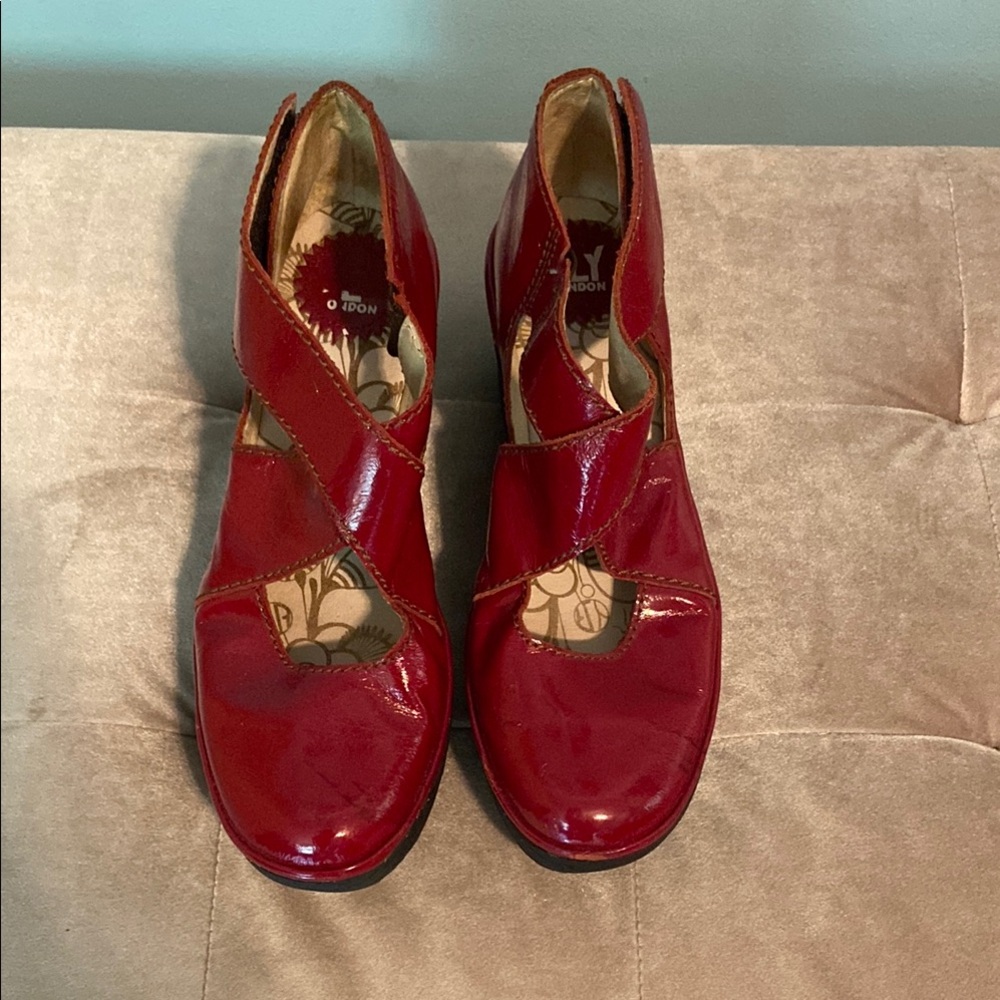 Mod red Fly London patent leather wedges